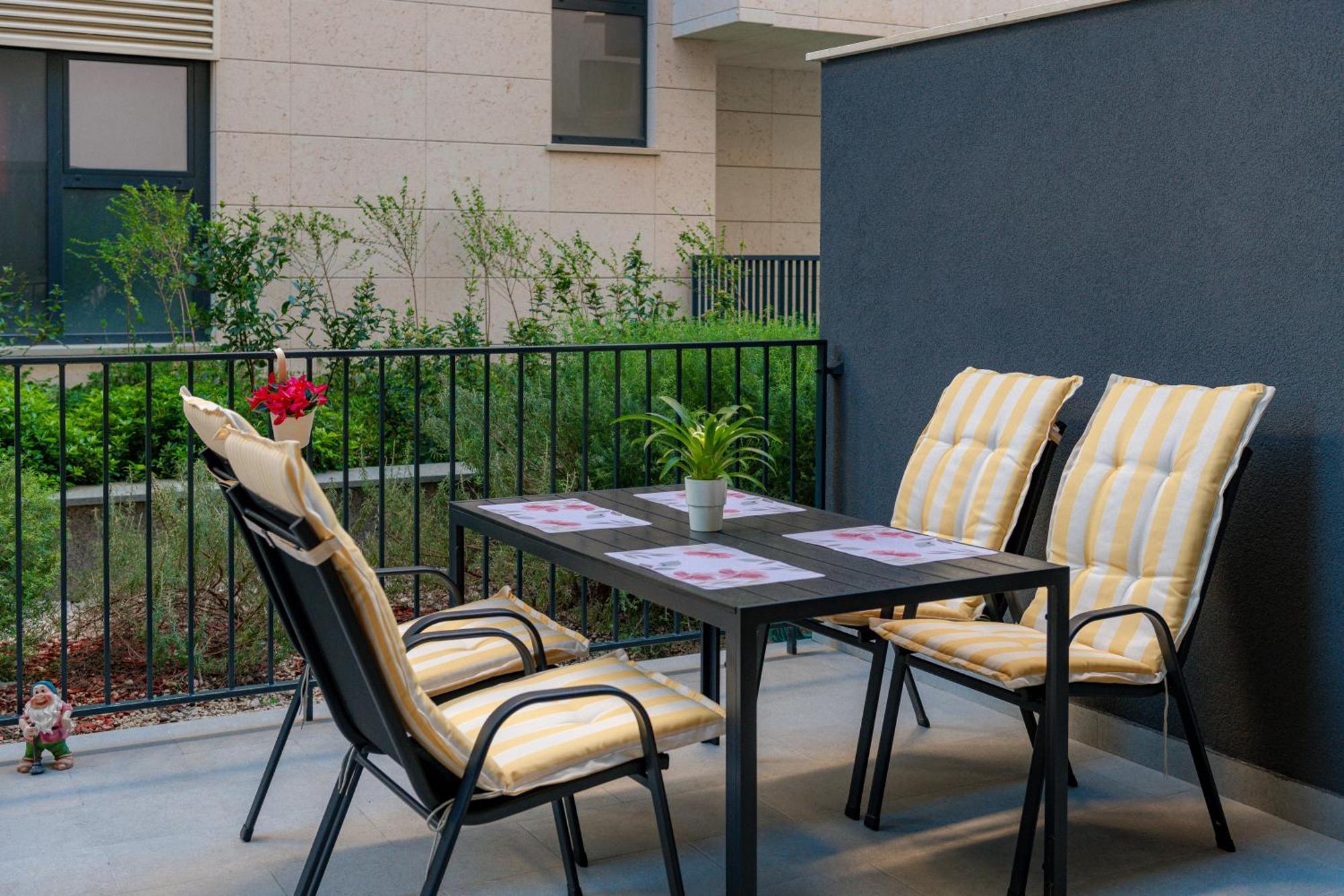 Lupo Gravosa Free Parking Apartment Дубровник Екстериор снимка